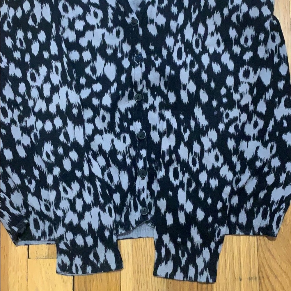 GAP Cardigan - Picture 4 of 4